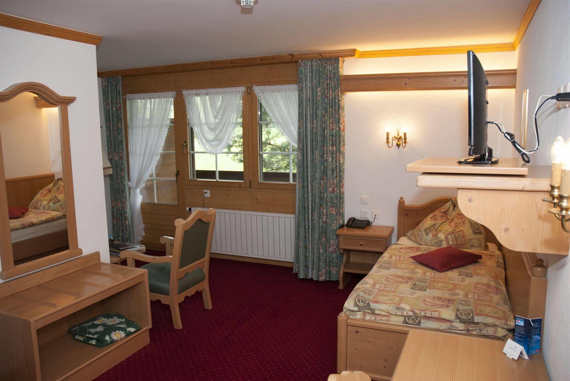 Hotel Simmenhof Lenk im Simmental Exterior foto